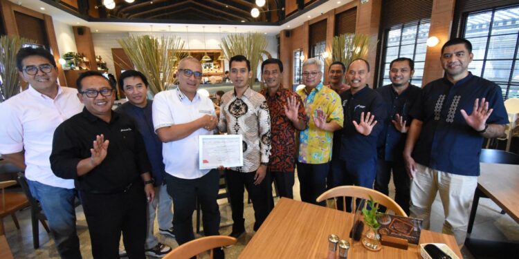 Berani Stop Work Authority untuk Kondisi Unsafe, Kru  RIG Raih Penghargaan