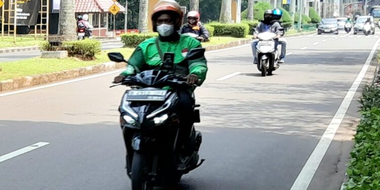 Enduro, Oli Favorit Driver Ojol