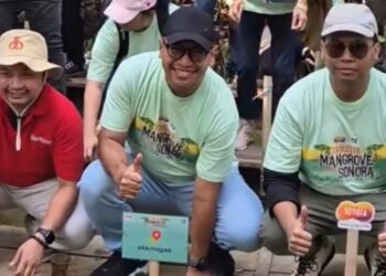 Gerakan Tanam Mangrove di PIK