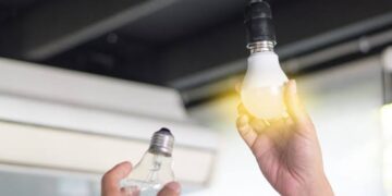 Keharusan Efisiensi Energi di Tengah Ancaman Perubahan Iklim