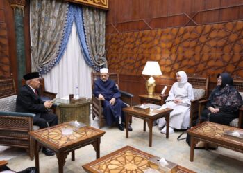 Kunjungan Din ke Kantor Syaikh Al-Azhar di Kairo Mesir