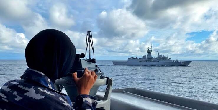 Memperkuat Keamanan Maritim Indonesia Melalui Coast Guard