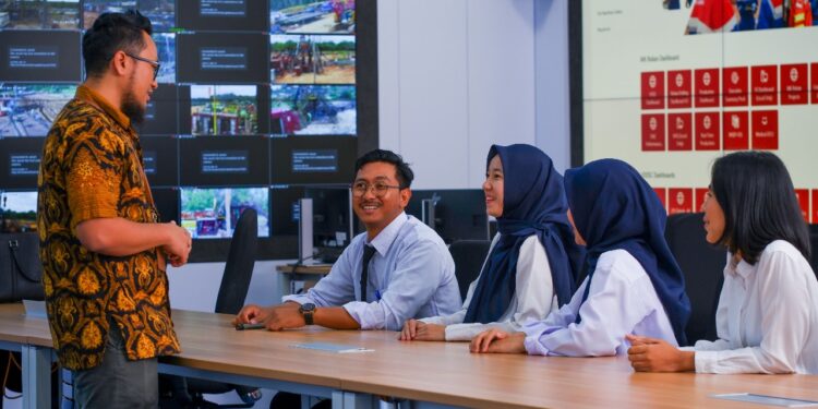 Bagi Putra/Putri Asli Riau Lulusan S1, D4, D3, Ayo Magang Kerja di PHR