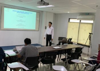 Inovasi Mahasiswa UPER di Teknologi Energi Surya