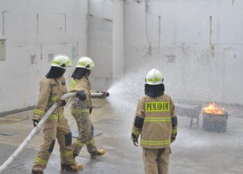 PDC Gelar Pelatihan Pemadaman Kebakaran