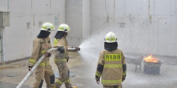 PDC Gelar Pelatihan Pemadaman Kebakaran