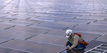 Satgas Transisi Energi Didesak Percepat Transisi Energi dan Dekarbonisasi Industri