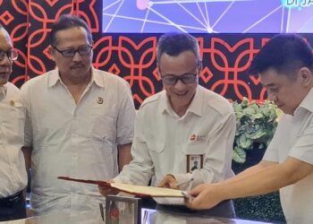 Kolaborasi BRIN dan ASI Kembangkan Teknologi Fotobioreaktor untuk Kurangi Emisi Karbon