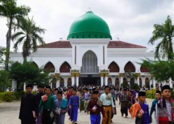 Pesantren Kelola Tambang. Mampukah?