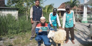 Tebar Kebahagiaan di Hari Raya Idul Adha