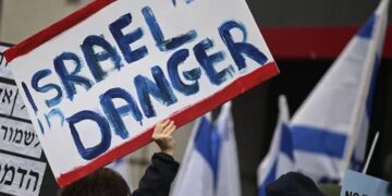 Pengamat: Dampak Perang Iran-Israel Berpotensi Ganggu Subsidi Energi