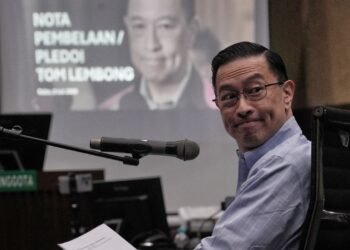 Tom Lembong, Gula Putih, dan Wajah Gelap Kekuasaan: Ketika Hukum Menjadi Alat dan Ingatan Publik Diuji