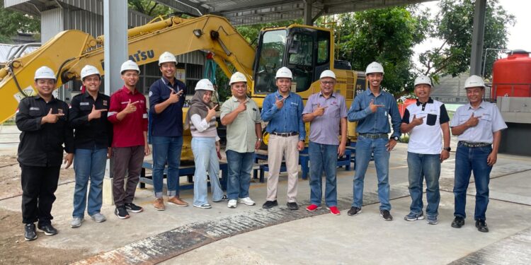 Sinergi UT dan UGM Melakukan Uji Efisiensi Injektor Excavator