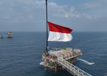 PHE Gelar Upacara Peringatan HUT RI ke 80 di Perairan Indonesia 