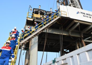 Komisaris Pertamina Sambangi Rig PDSI  dan IDTC di Indramayu 