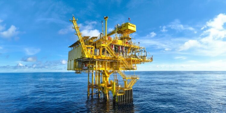 Harga Minyak Mentah Indonesia Juli 2025 Jeblok ke Angka USD68,59 per Barel