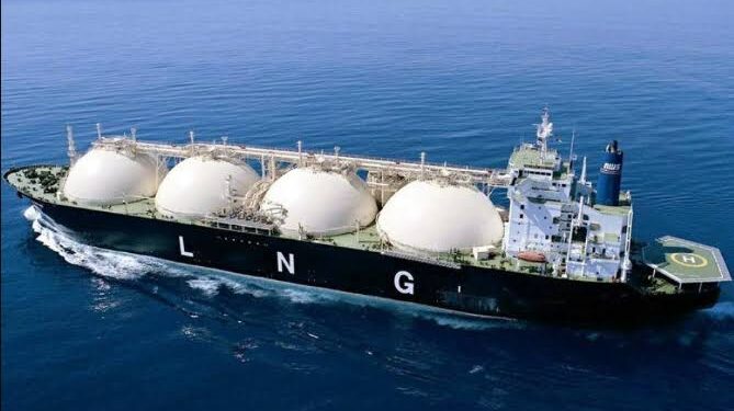 Impor LNG, Solusi Alternatif Atasi Defisit Pasokan Gas