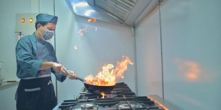 PDC Jalin Kerjasama dengan Jadestone Energy di Sektor Katering