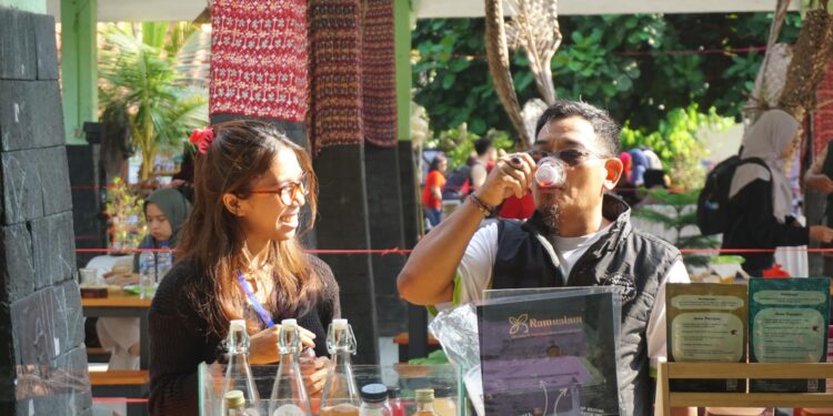 Dalam Sebuah Expo di Yogyakarta, UMKM Binaan Pertamina Laris Manis