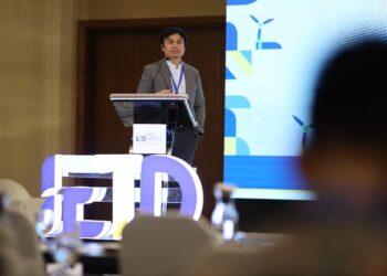 Keharusan Reformasi Proses Pengadaan Energi Terbarukan di Tengah Transisi Energi