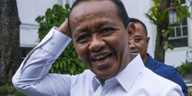 Ini Kata Menteri Bahlil Soal Pencabutan Izin Usaha Tambang Emas Martabe