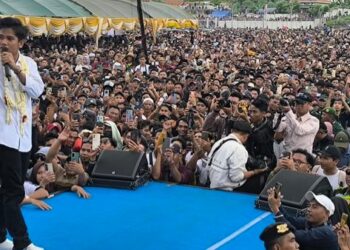 Kisah Perjuangan Valen: Pada Mulanya Coba-coba, Akhirnya Menjadi Pangeran Dangdut (3)