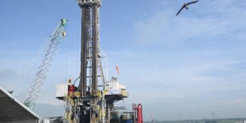 Hari Pertama Tahun Baru, Bos Pertamina Drilling Sambangi Rig di Sumur Darajingga
