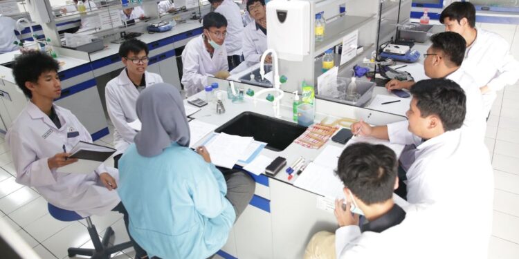 UPER Kembangkan Obat Kanker dan Autoimun Berbasis Kecerdasan Buatan