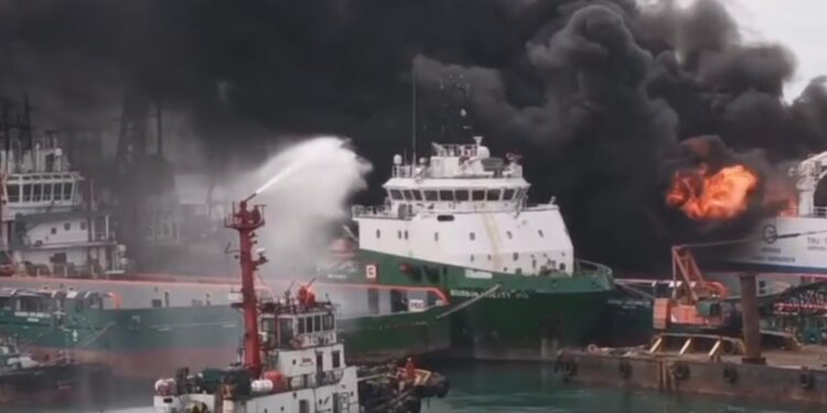 Terbakarnya Kapal Boat Deck MV Elsa Regent Diinvestigasi 