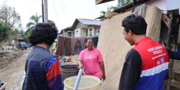 Penyintas Bencana Aceh Tamiang Sangat Berterimakasih pada Pertamina atas Bantuan Air Bersih