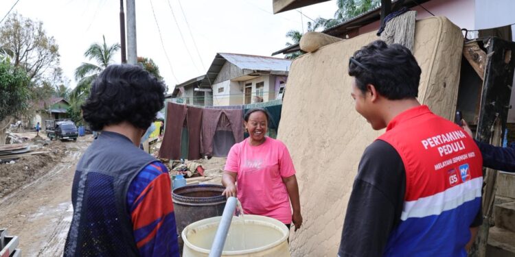 Penyintas Bencana Aceh Tamiang Sangat Berterimakasih pada Pertamina atas Bantuan Air Bersih