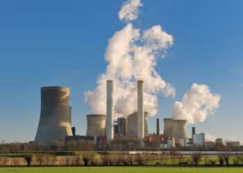 Mengulik Sisi Terang dan Gelap ESG Risk Rating pada Keberlanjutan Perusahaan