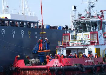 Satu Juta Barel Minyak dari Aljazair untuk Tanah Air