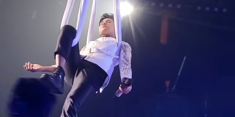 Targetnya 10 Besar, Malah Bablas ke 5 Besar hingga Grand Final. Kisah Pangeran Dangdut Valen Pamekasan Madura (6)