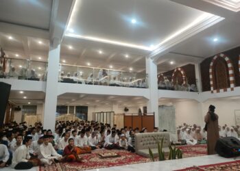 KH. Rofiuddin Hasbullah, S.Th.i: Setiap Santri Membaca al-Qur’an, Orang Tua Mendapatkan Pahalanya