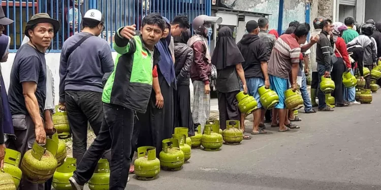 Menteri Bahlil Jamin Pasokan BBM, LPG dan Listrik Aman di Tengah Agresi AS-Israel terhadap Iran