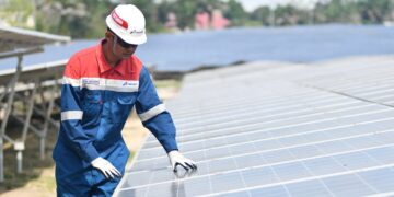 Harus Segera Gunakan Energi Baru Terbarukan! Titik.