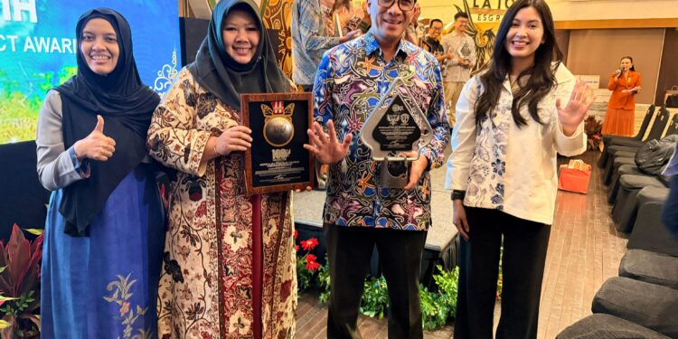 Kereeen..!! Manager Communication Relation & CID Pertamina Drilling Sabet Penghargaan 100 Manager Program Terbaik Indonesia 2026