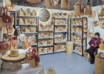Dubes Indonesia untuk Tunisia Sambangi Pameran Kerajinan Tradisional Tunisia