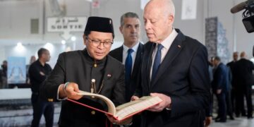 Diplomasi Buku Ala Dubes Indonesia untuk Tunisia di Pameran Buku Internasional Tunisia ke-40