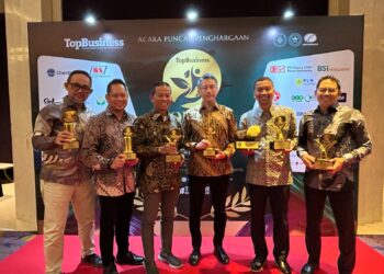 Grup United Tractors Raih TOP CSR Awards 2026