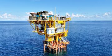 Di Bawah Laut yang Sunyi, Ada Masa Depan Energi
