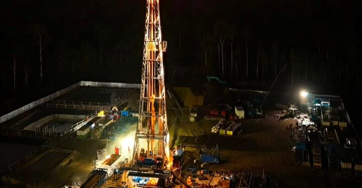 Jooss! Berkat Rig PDSI#11.2, Sumur Salawati PEPC di Papua Barat Daya Semburkan 623 Barel Minyak per Hari