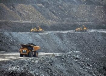 Menakar Komitmen Indonesia Memensiunkan Dini PLTU