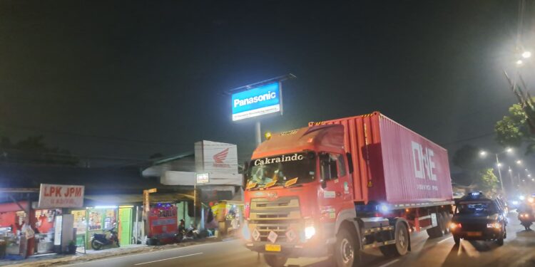 Areal perusahaan Panasonic di Gandaria Cimanggis Jl Raya Bogor Jakarta Timur. Foto Sofyan Badrie