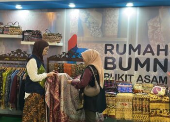 UMKM Binaan PTBA Unjuk Gigi di INACRAFT Festival 2026