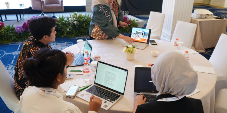 Strategi Membangun Komunikasi Efektif di Tengah Gempa NTT