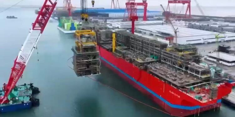 Kepala SKK Migas: Pembangunan FLNG Terbesar di Indonesia 80 Persen Rampung